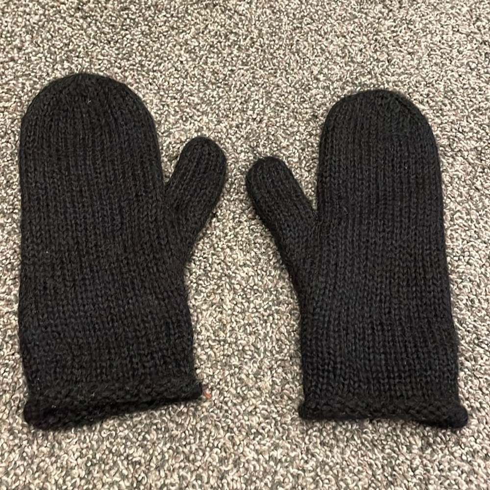 Fleece Lined Sweater Mittens